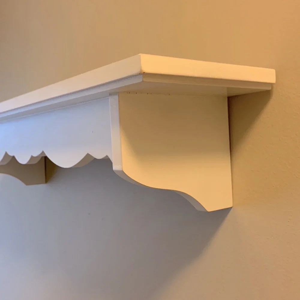 White Wood Wall Shelf with scallop design